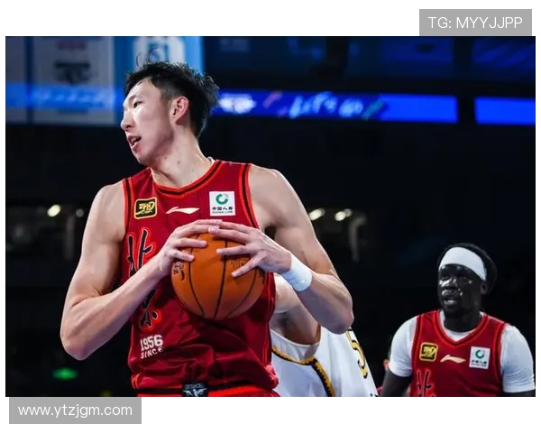 多位博主致敬周琦攻防两端全力以赴为燃尽一战拼尽全力应得FMVP荣誉