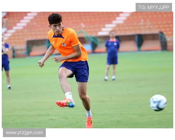 山东领先新鹏城2-0 李小恒与卡扎伊什维利分别破门助攻 山东领先新鹏城2-0 李小恒与卡扎伊什维利分别破门助攻